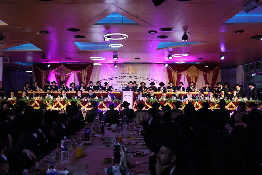 במודיעין עלית סיימו את הש"ס לעילוי נשמת הגר"ש בעדני זצ"ל | תיעוד