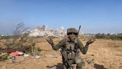 המסר המפייס של החיילים לחמאס הסתיים ב... פיצוץ | צפו