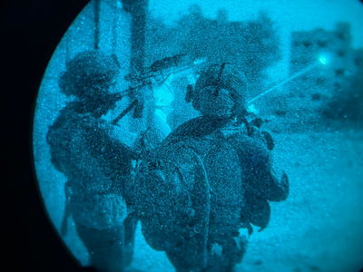 תמונות חדשות: לוחמי צה"ל נלחמים נגד מחבלי החמאס | צפו