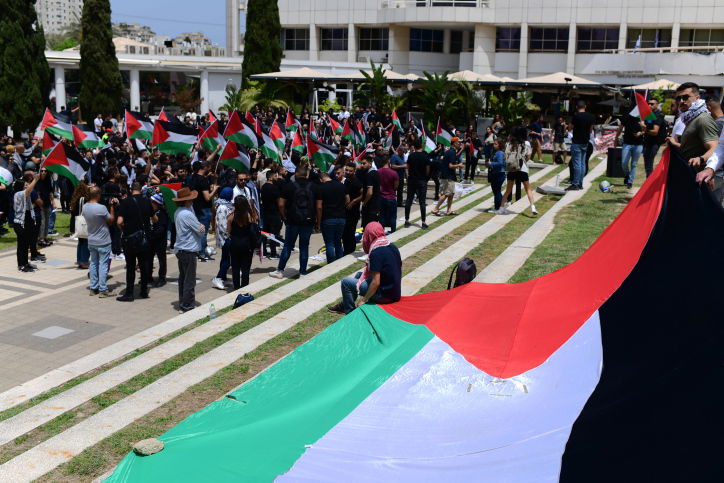 אילוסטרציה: סטודנטים באוניברסיטת תל אביב