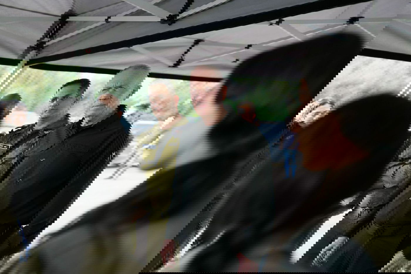 גלנט עם לוחמי חיל האוויר בסוללת כיפת ברזל