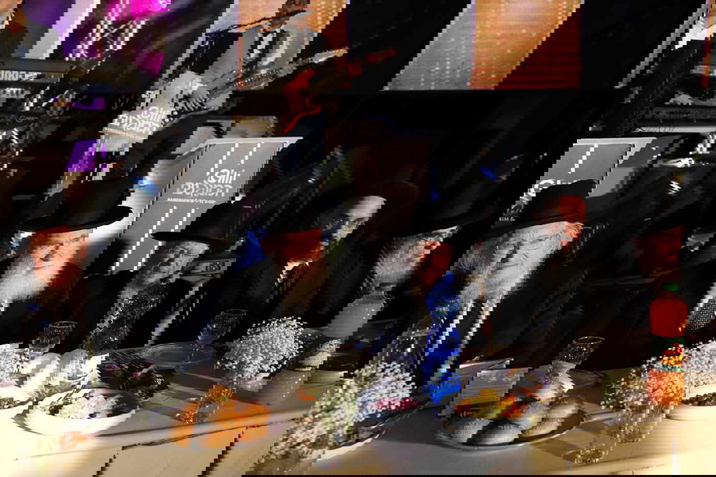 מגבית הענק למען המפונים יצאה לדרך בדינר מיוחד