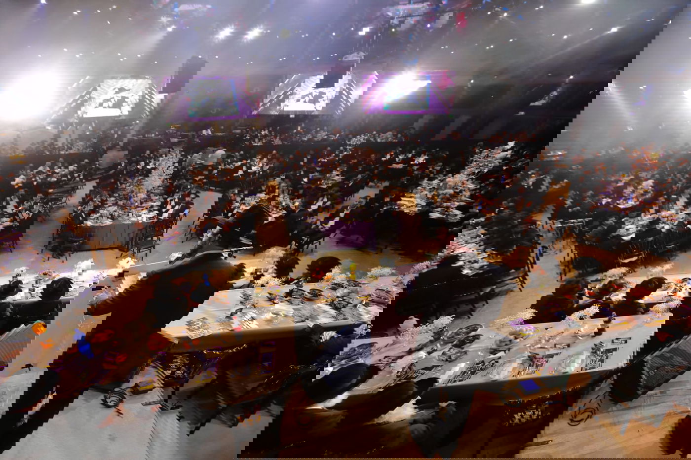 מגבית הענק למען המפונים יצאה לדרך בדינר מיוחד