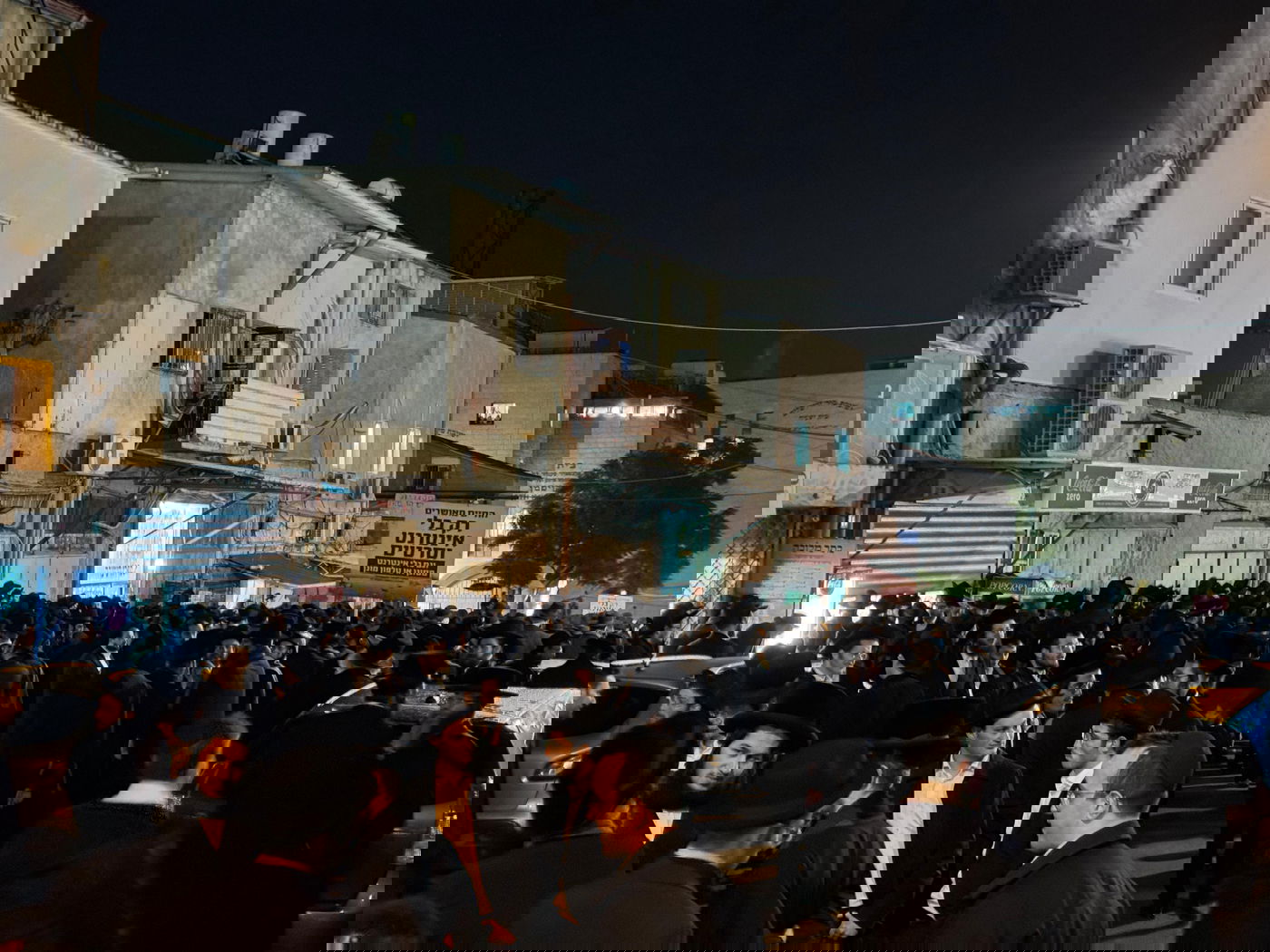 המונים בהלווית המשגיח רבי מתתיהו סלומון זצוק״ל | תיעוד 