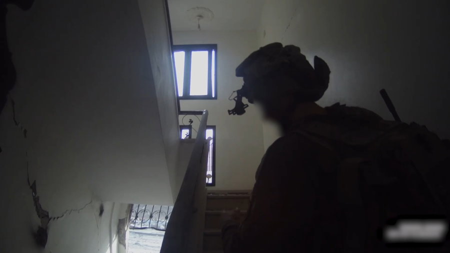 תיעוד ממצלמת גו פרו של לוחם יחידת אגוז בפעילות בחאן יונס