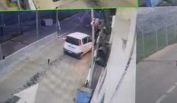 פיגוע הדריסה סמוך לירושלים: ילדה פלסטינית נהרגה מירי | צפו בתיעוד