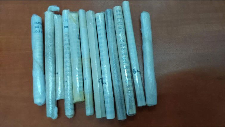 הסתובבו בירושלים, עקרו מזוזות מדירות ומכרו אותן בחנות יודאיקה