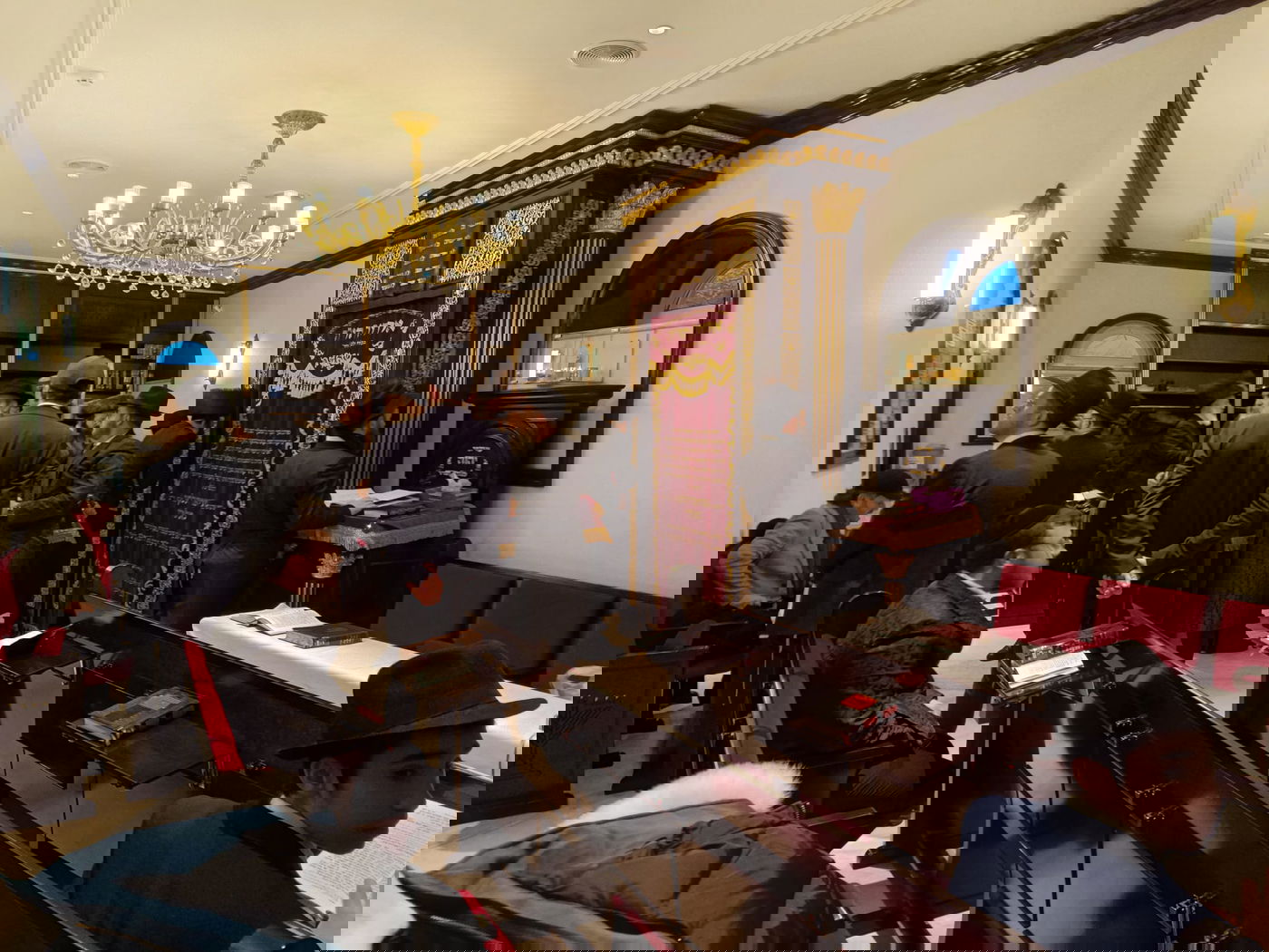 המונים עלו להילולת בעל התניא בהאדיטש | תיעוד