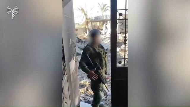 השמדת אמצעי לחימה על ידי צוות הקרב של חטיבת גבעתי