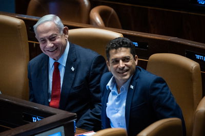 צוחקים עלינו? נתניהו ושיקלי