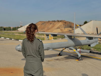 הקצינה שמחסלת מחבלים מהכטמ"ם בריאיון: "יש לנו יכולת מדויקת לפגוע באויב"