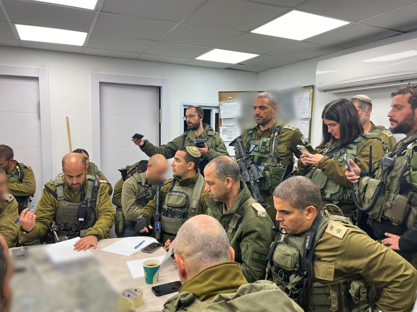 כוחות הביטחון בזירת הפיגוע