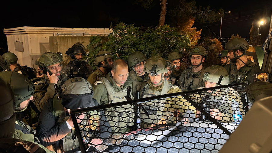 נס בליל שבת: שלושה מחבלים חוסלו בכניסה ליישוב אדורה; חייל צה"ל נפצע באורח בינוני