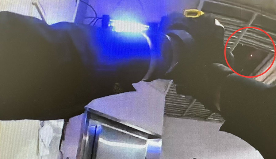 פלסטיני נכנס לישיבה בירושלים, גרם לנזק ונעצר על ידי שוטרים
