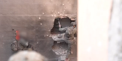 קודחים בקיר, מפציצים ונכנסים; הפשיטות בחאן יונס | צפו