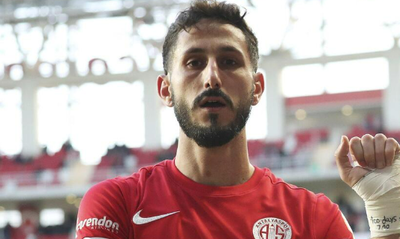 הכדורגלן הישראלי נעצר בטורקיה בעקבות מחווה שערך לחטופים בעזה