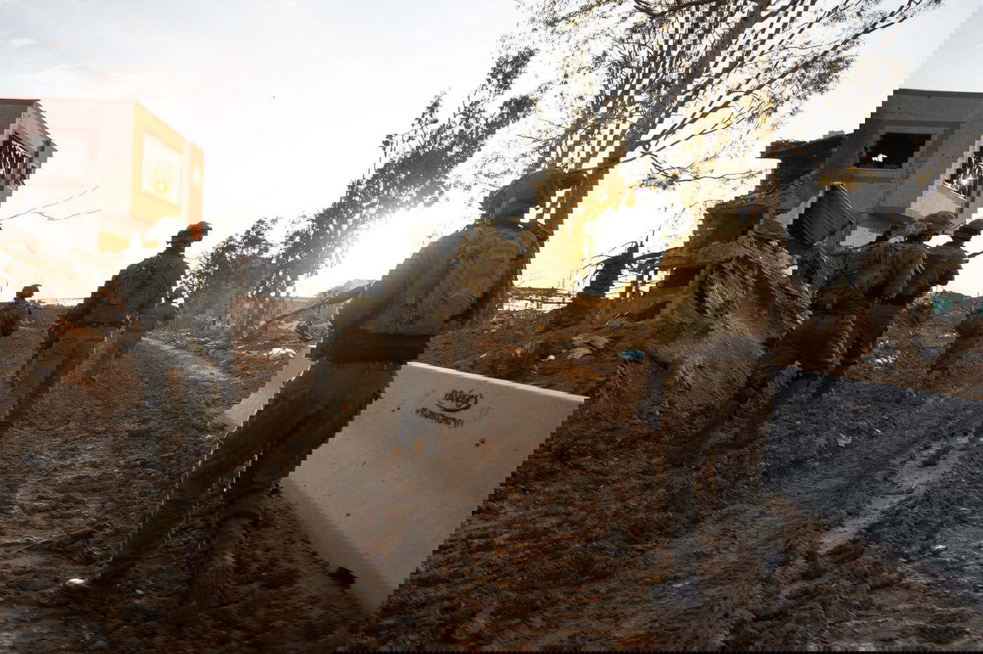 הרוגים מפגיעת טיל נ"ט בגליל, צה"ל תוקף יעדים רבים בלבנון | אות חיים מ-3 חטופים | ארה"ב תקפה בתימן • מתעדכן