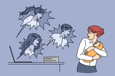 את מרגישה רגשות אשמה קשים לעזוב את הבת שלך