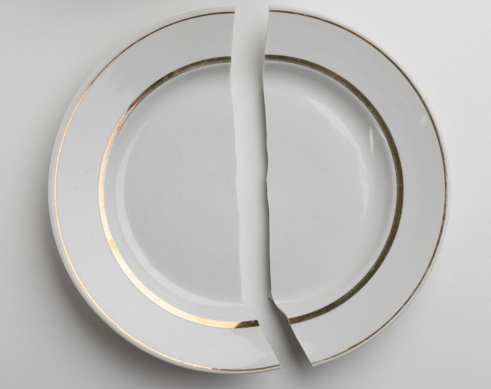 שבירת צלחת באירוסין