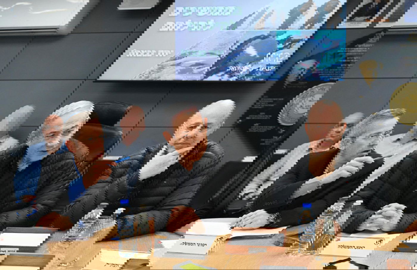 נתניהו נפגש עם ראשי רשויות מהעוטף: "נחושים לשקם" | צפו