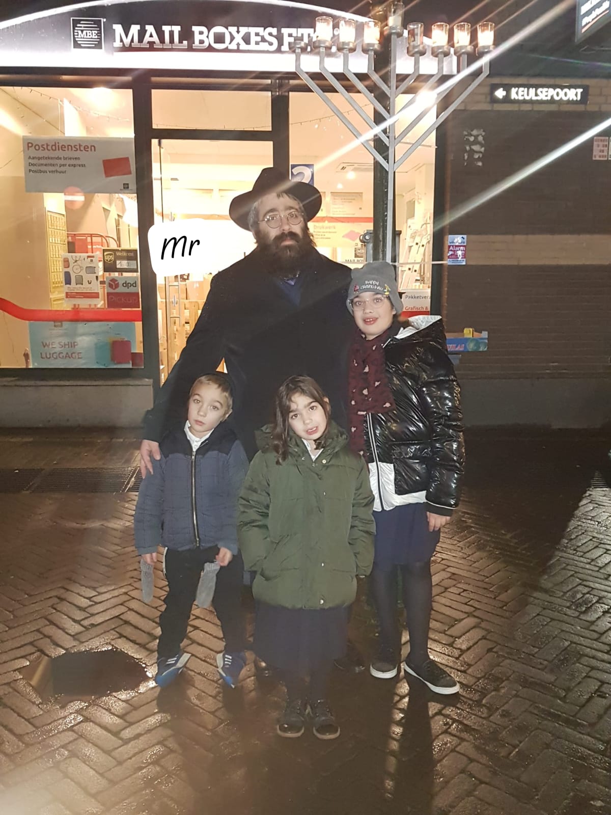 נוסעים 4 שעות ביום