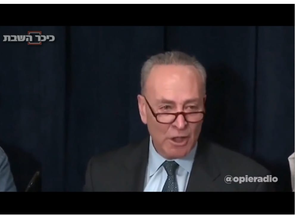 מנהיג הדמוקרטים בסנאט צ'אק שומר