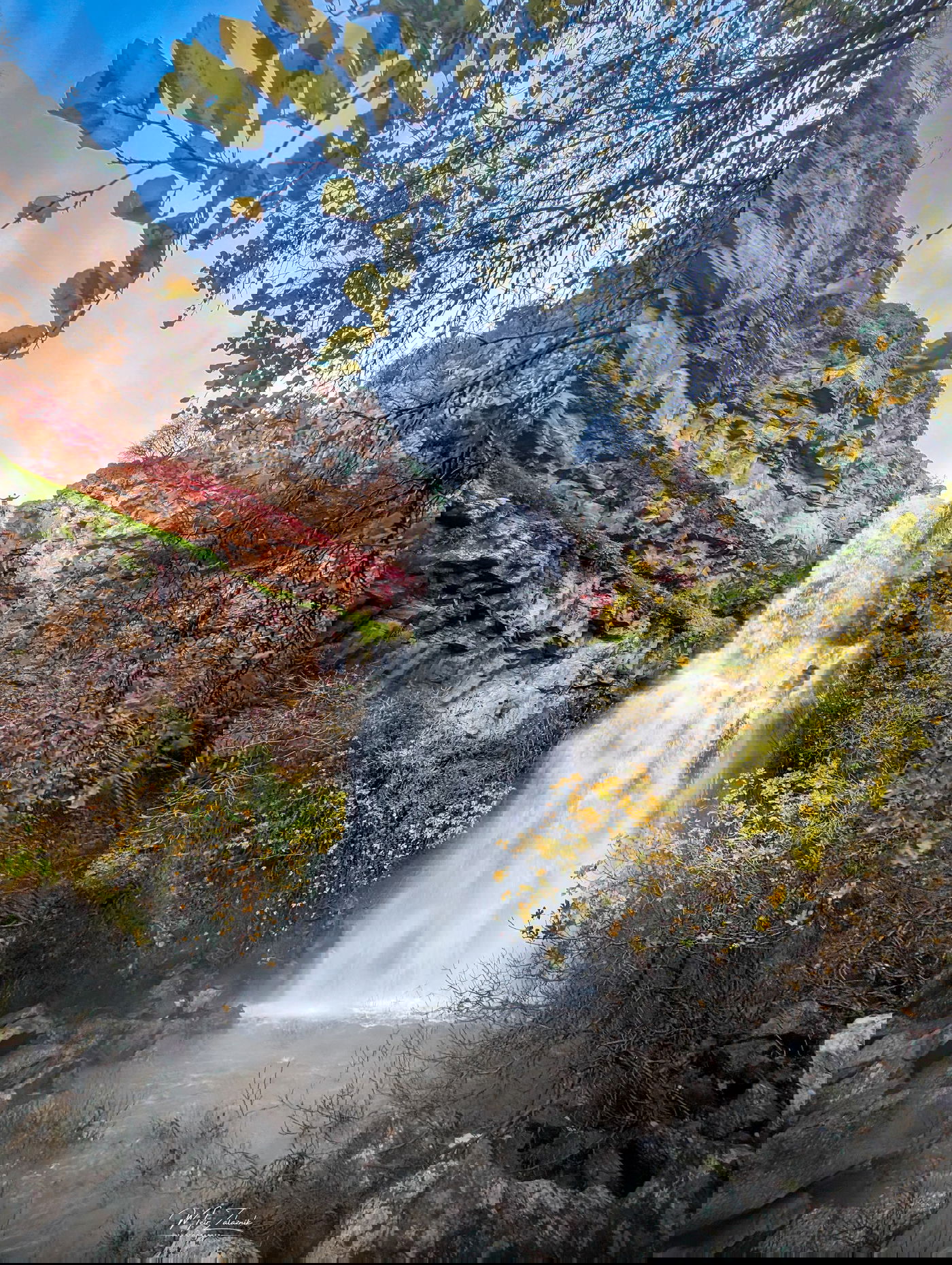 מפל עורבים ליד קלע אלון וציר הנפט בגולן, השבוע