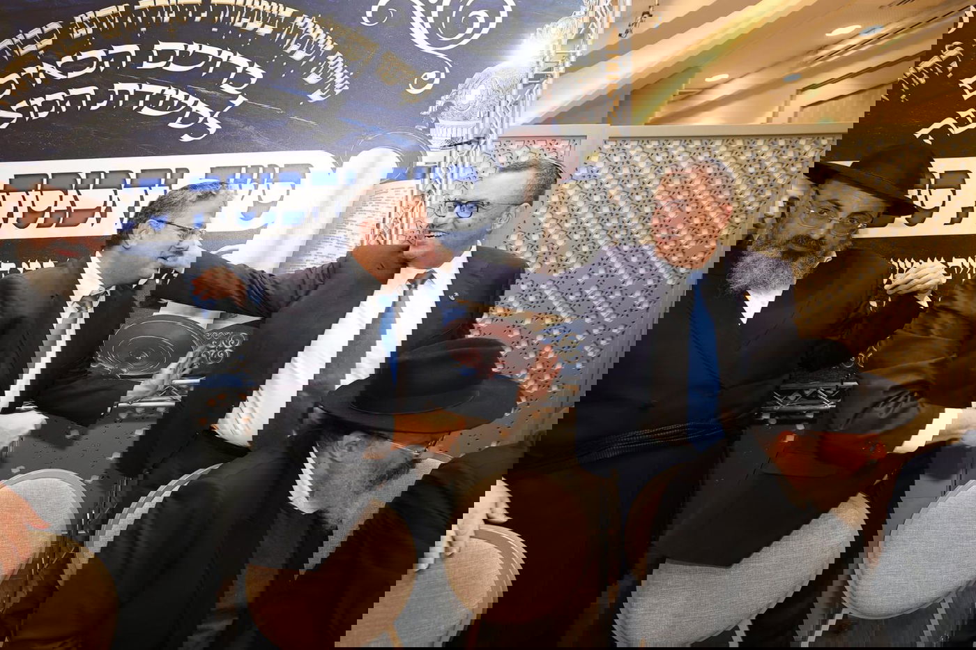 זופניק בכיכר • כל התמונות, הנייעס והחשיפות של השבוע