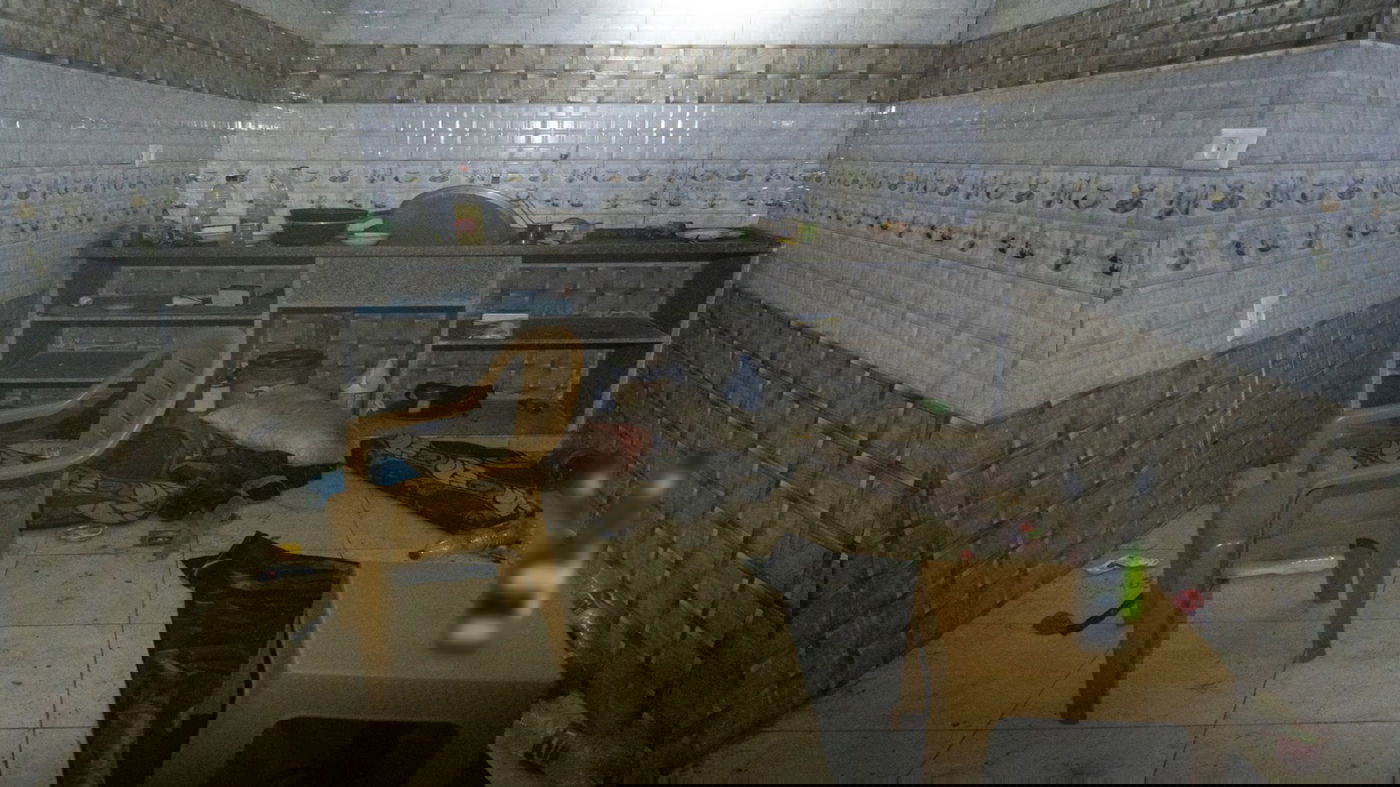 צה"ל חושף תיעוד מהמנהרה בה הוחזקו חטופים תחת חאן יונס | צפו בתיעוד בלתי נתפס