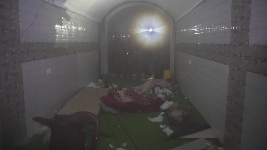  תיעוד מתוך המנהרה בה הוחזקו החטופים