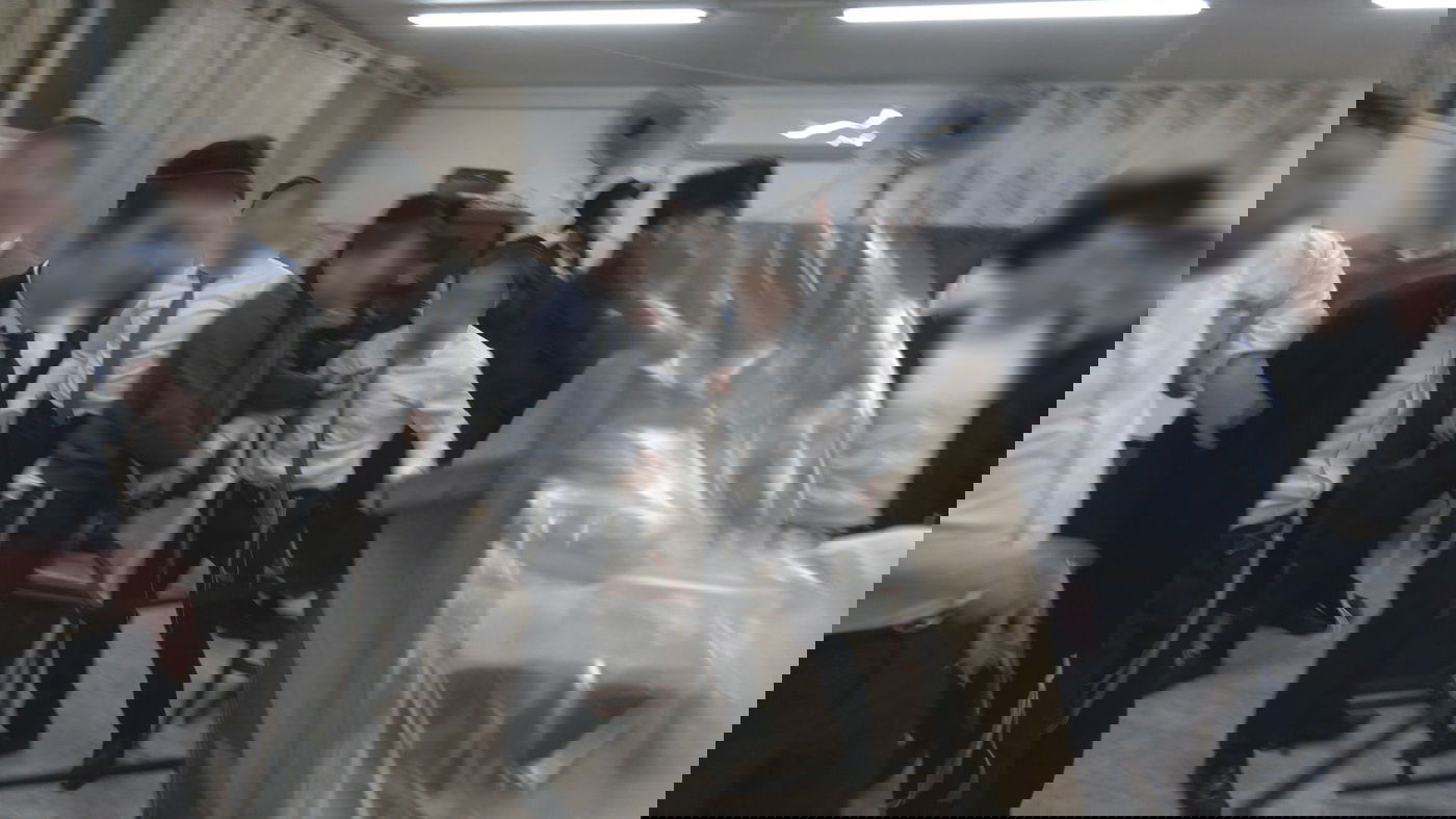 'הפלג' האשדודי הפגין בסערה על הרב ההונגרי השנוי במחלוקת