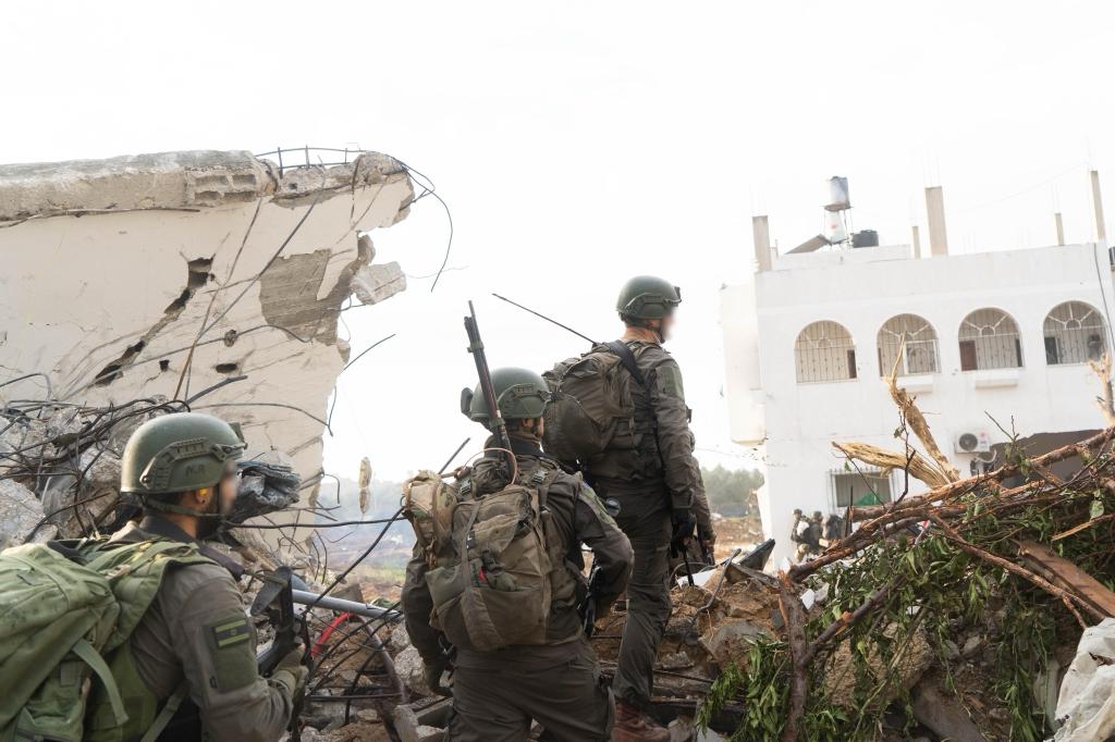 רכב הותקף בלבנון: שני פעילי חיזבאללה חוסלו, בכיר הצליח לברוח וניצל | עדכונים שוטפים