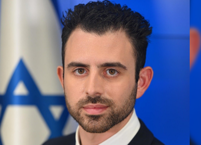 דיווח: אילון לוי יודח מתפקידו | במערך ההסברה מכחישים