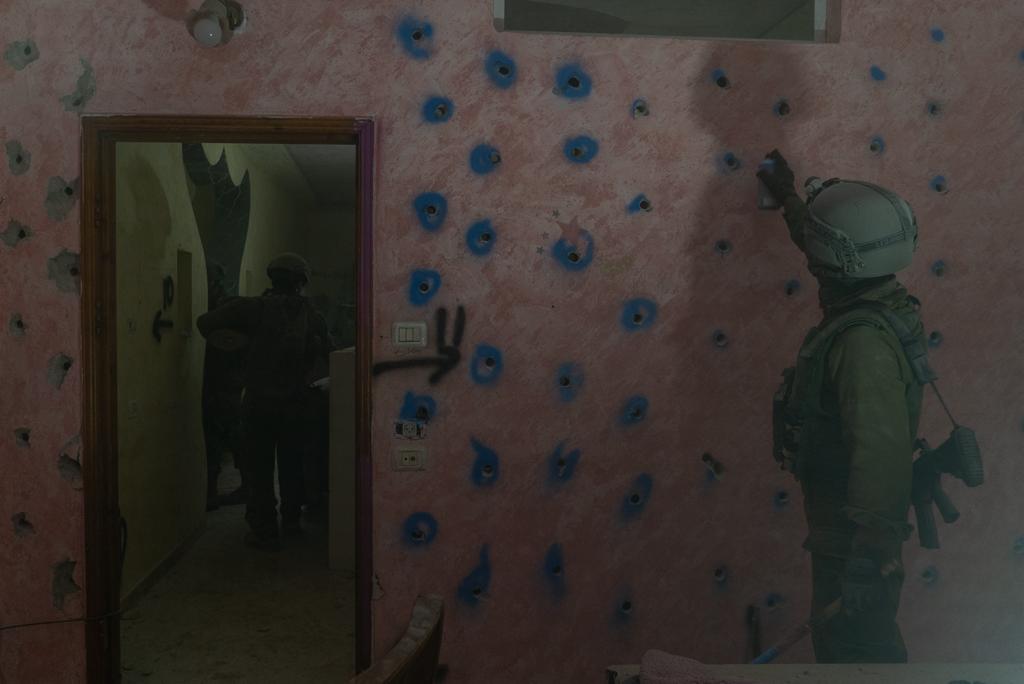 נהרסו בתיהם של מחבלי חמאס שביצעו את הפיגוע במחסום המנהרות