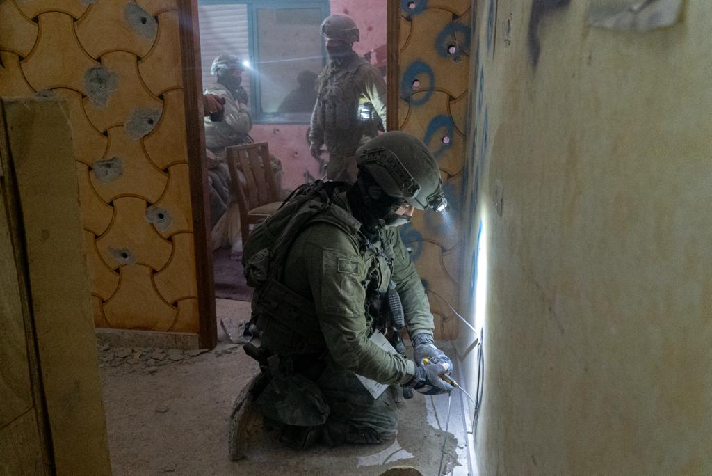 נהרסו בתיהם של מחבלי חמאס שביצעו את הפיגוע במחסום המנהרות