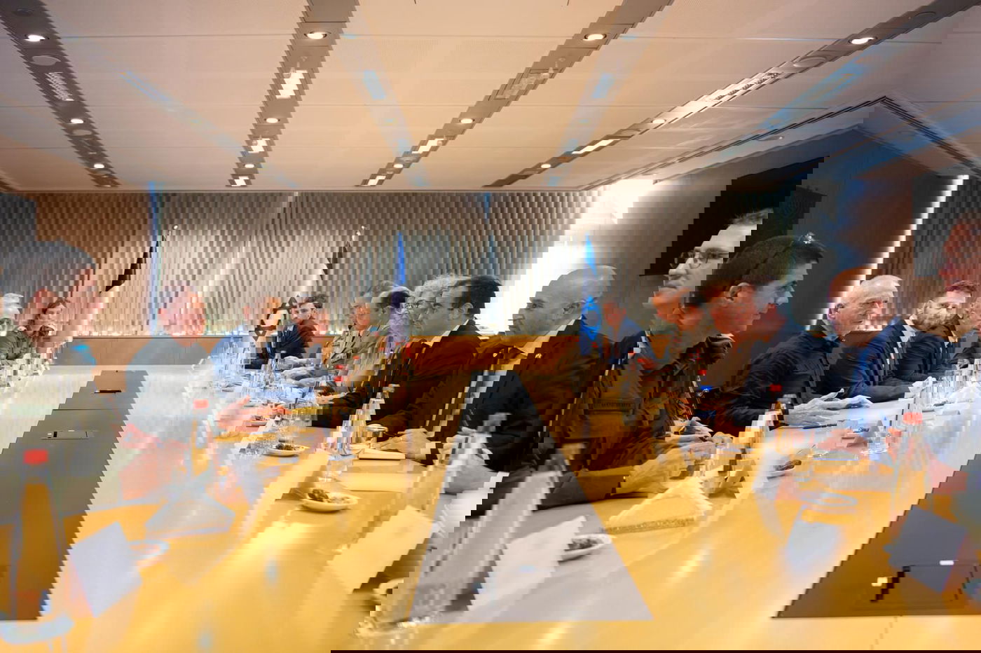 גלנט עם שר ההגנה הצרפתי