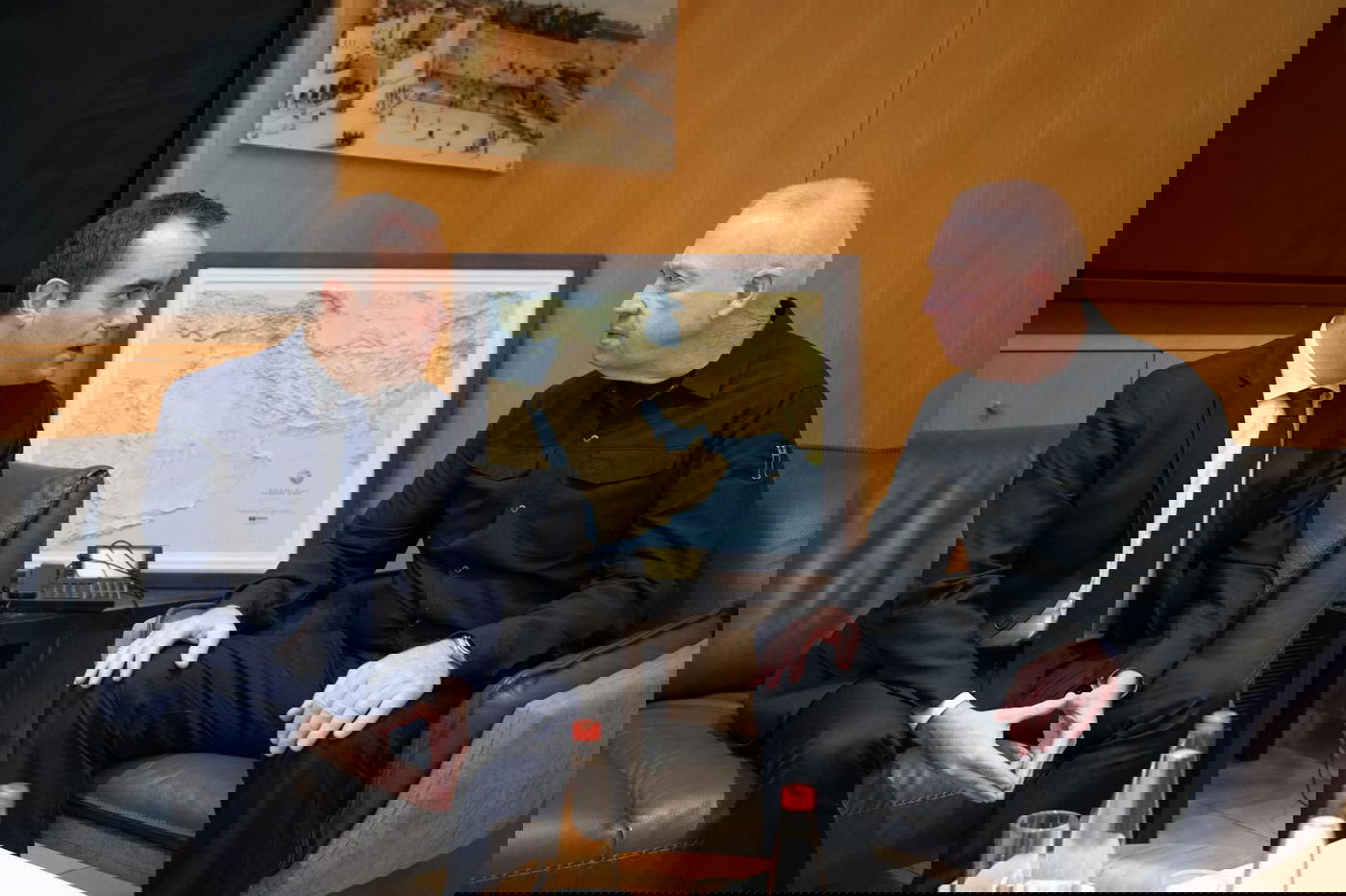 גלנט עם שר ההגנה הצרפתי