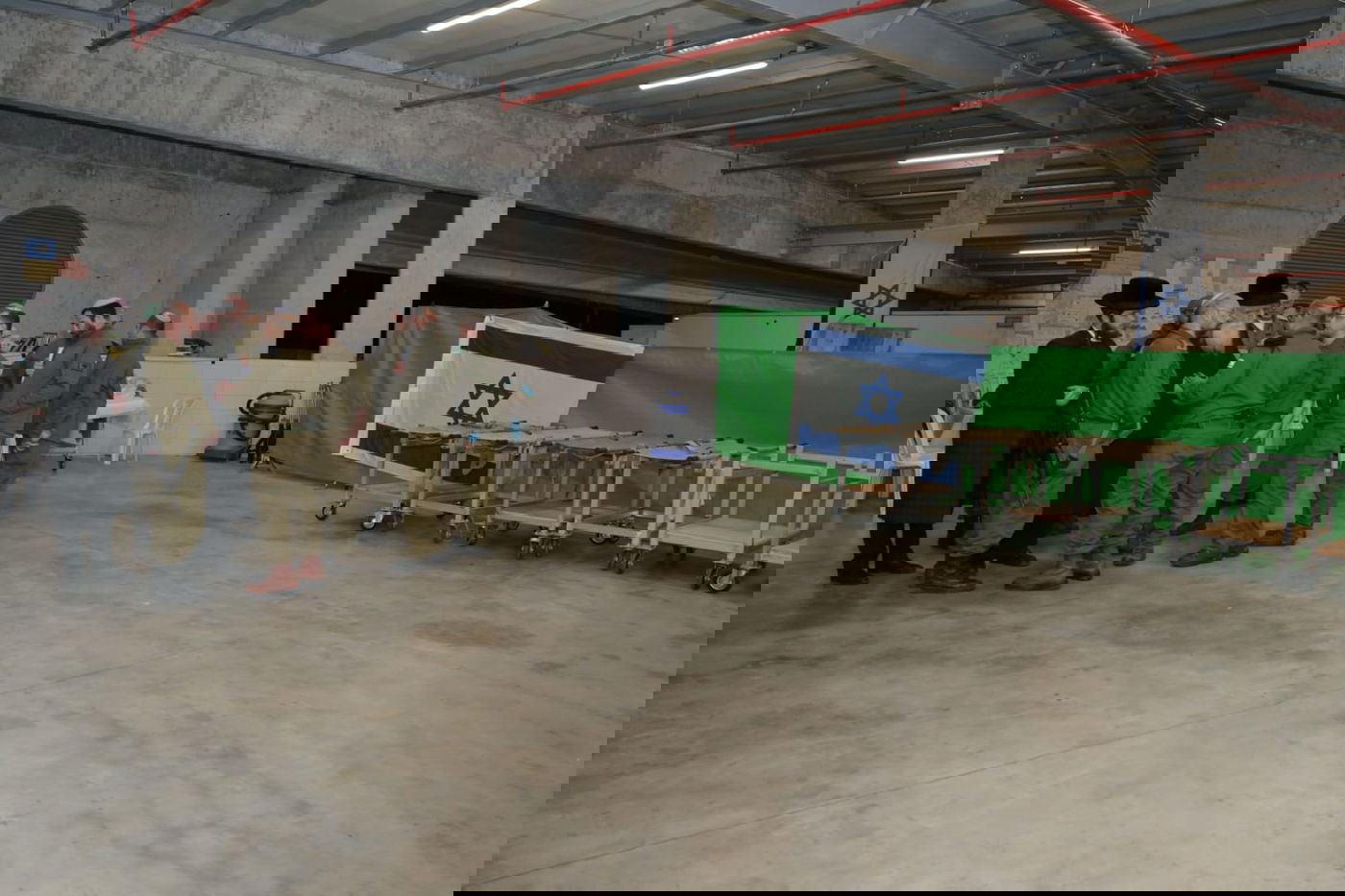 הרב גרוסמן בביקור במחנה שורה: "עם ישראל חייב לכם הכרת הטוב"