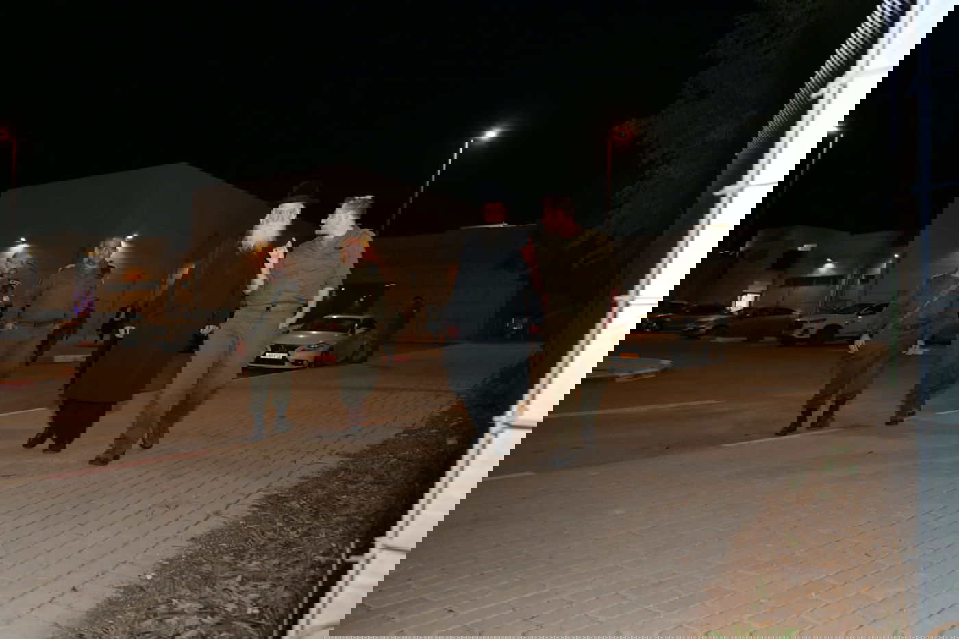 הרב גרוסמן בביקור במחנה שורה: "עם ישראל חייב לכם הכרת הטוב"