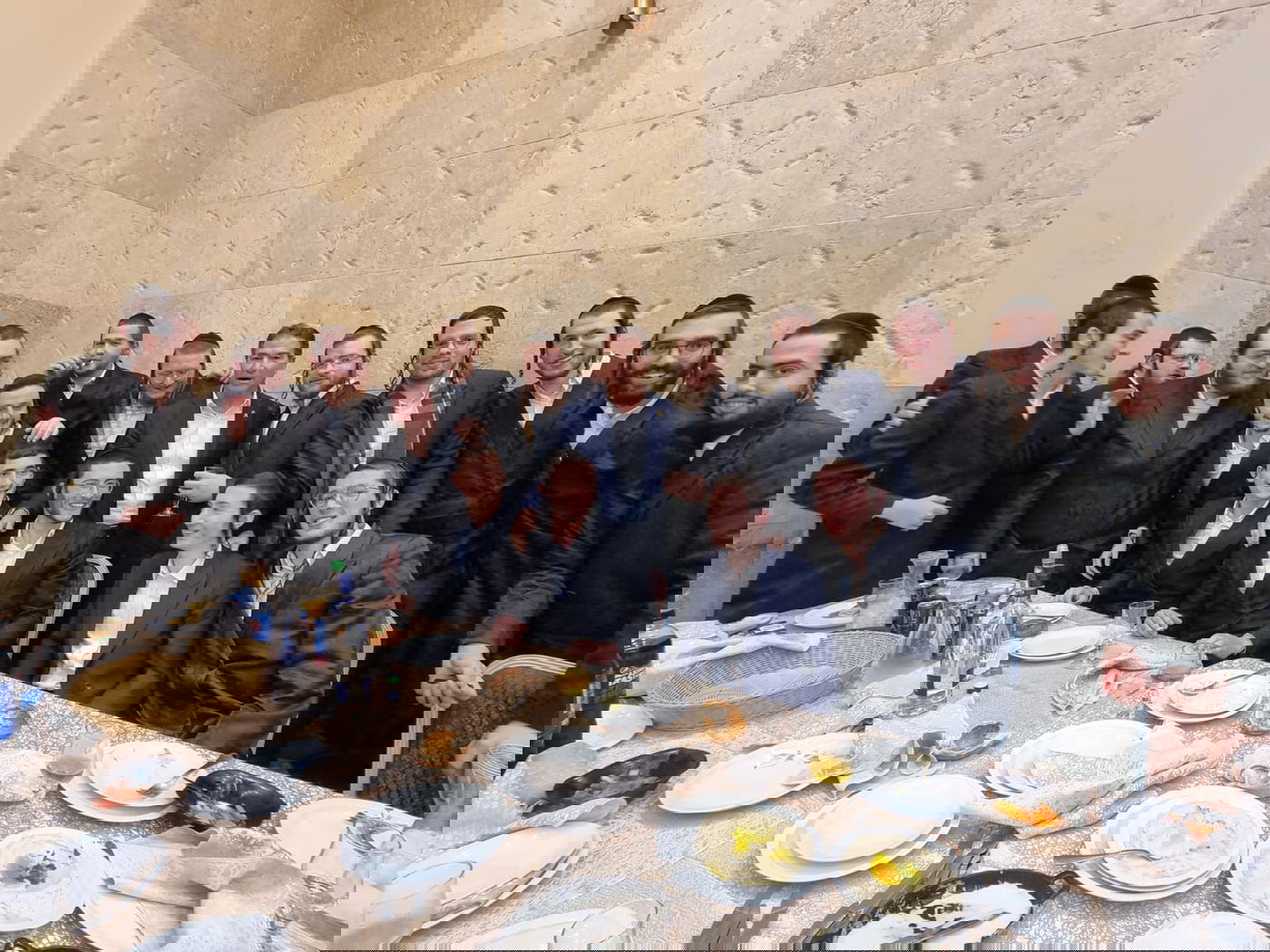 ראש המוסד לשעבר יוסי כהן בחתונה החרדית בבני ברק | צפו