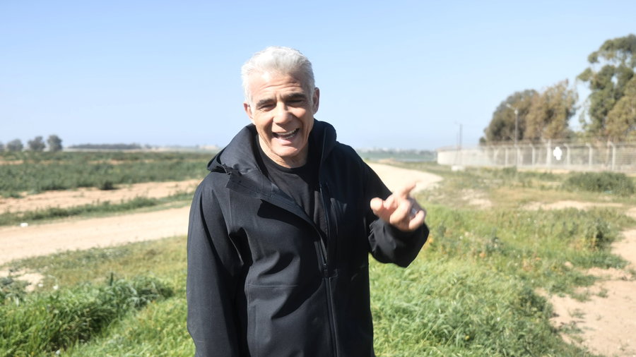 לפיד היום בכיסופים בדרום