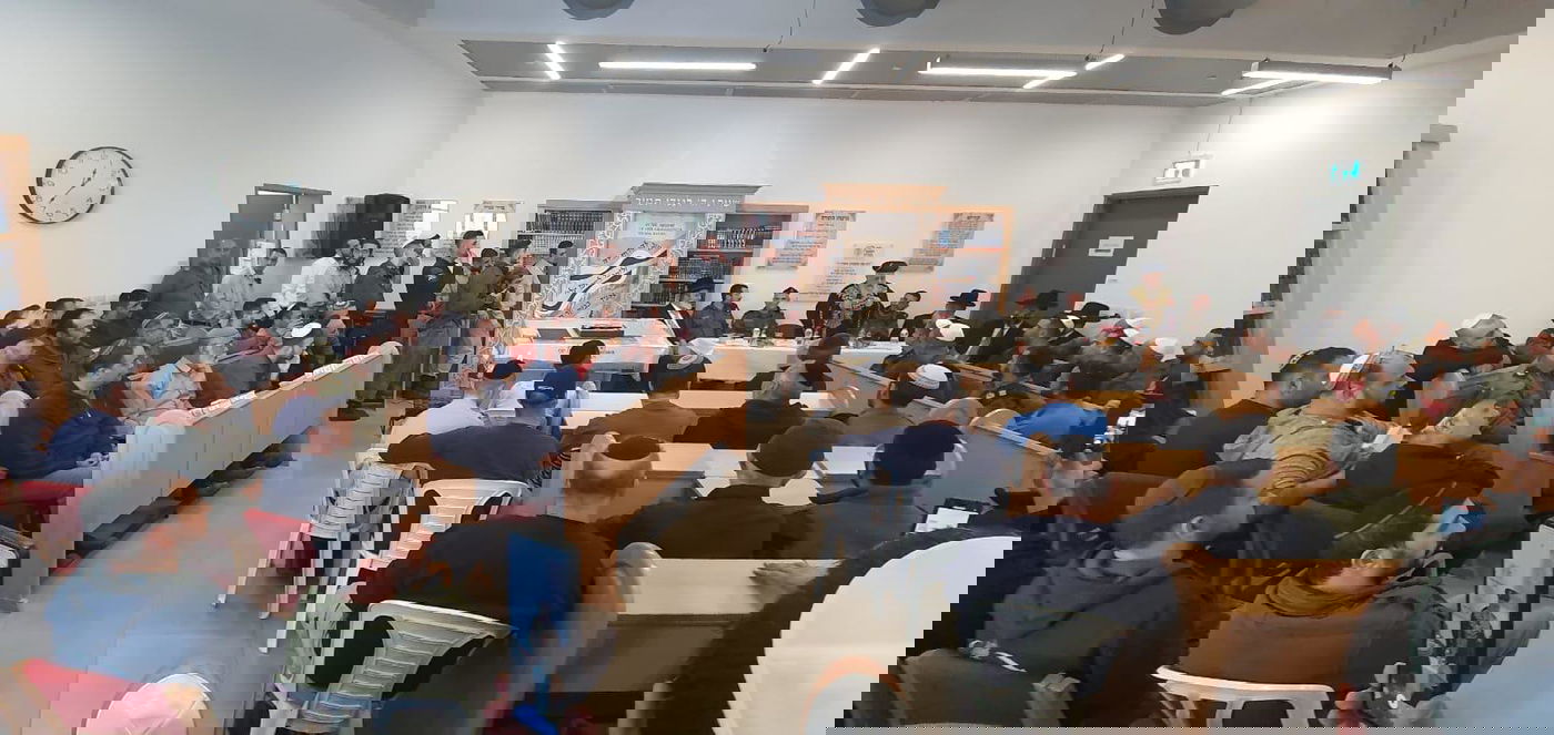 הראשל"צ הגר"י יוסף בחיל הים: "אל תיפול רוחכם, תהיו חזקים"