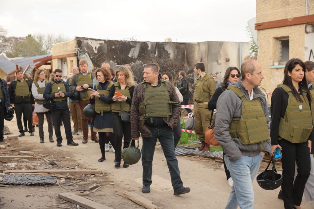 פרקליט בולגריה בכפר עזה: "העולם חייב לעמוד לצד ישראל במאבק בטרור ונגד החמאס"