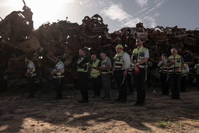 עדות הדמים / סיבוב מצולם ומצמרר בין הרכבים המפויחים