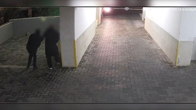 שוטרי בני ברק עצרו בעל דירה שהלין שב"חים שגנבו רכבים 