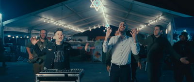 שמחה פרידמן ושרולי מחדשים את הלהיט: "שבשפלנו"