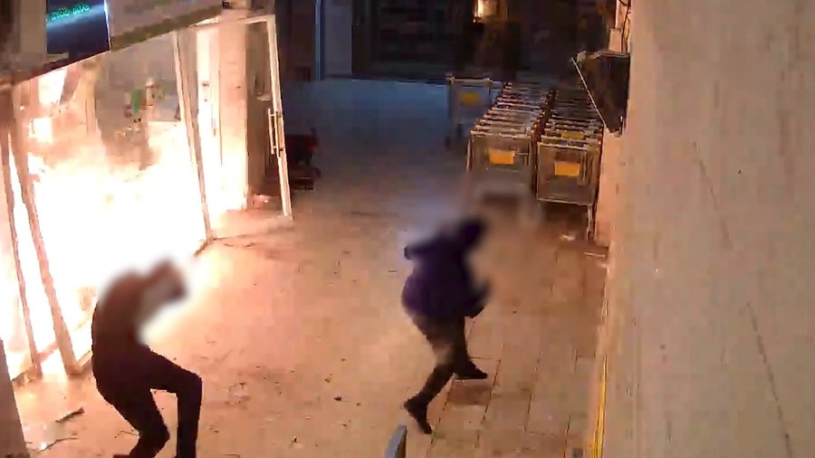  התיעוד המלא - מתחנת הדלק ועד להצתת החנות בבית שמש