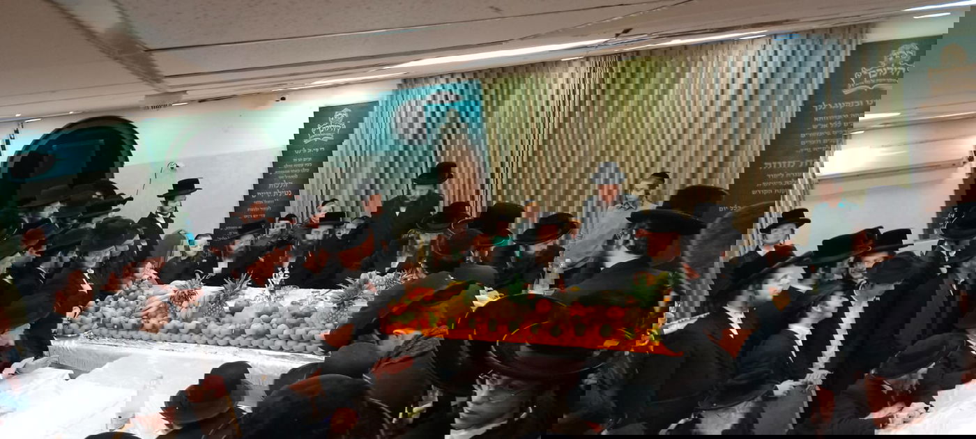 טיש ט"U בשבט בקאליב