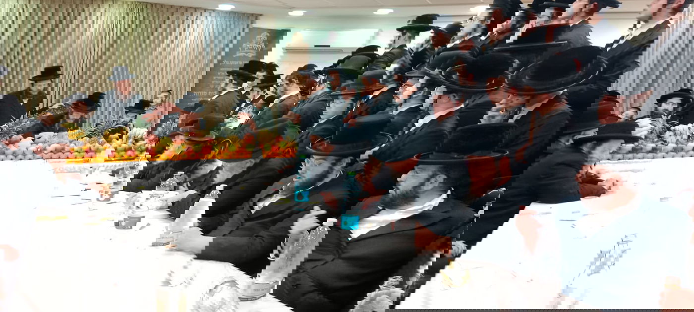 טיש ט"U בשבט בקאליב