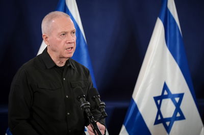 גלנט. מתח ביקורת חריפה בדיוני הוועדה